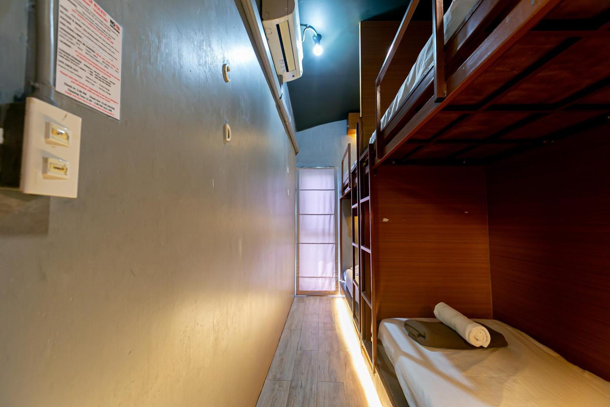 Loftel 22 Hostel Bangkok Exterior foto